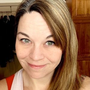 Meet your Posher, Jillian